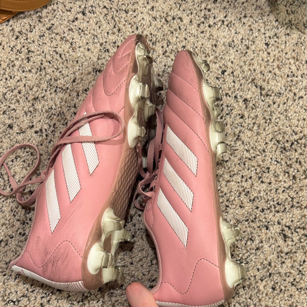 Adidas Womens Cleats in Pink and White - Picture 2 of 3